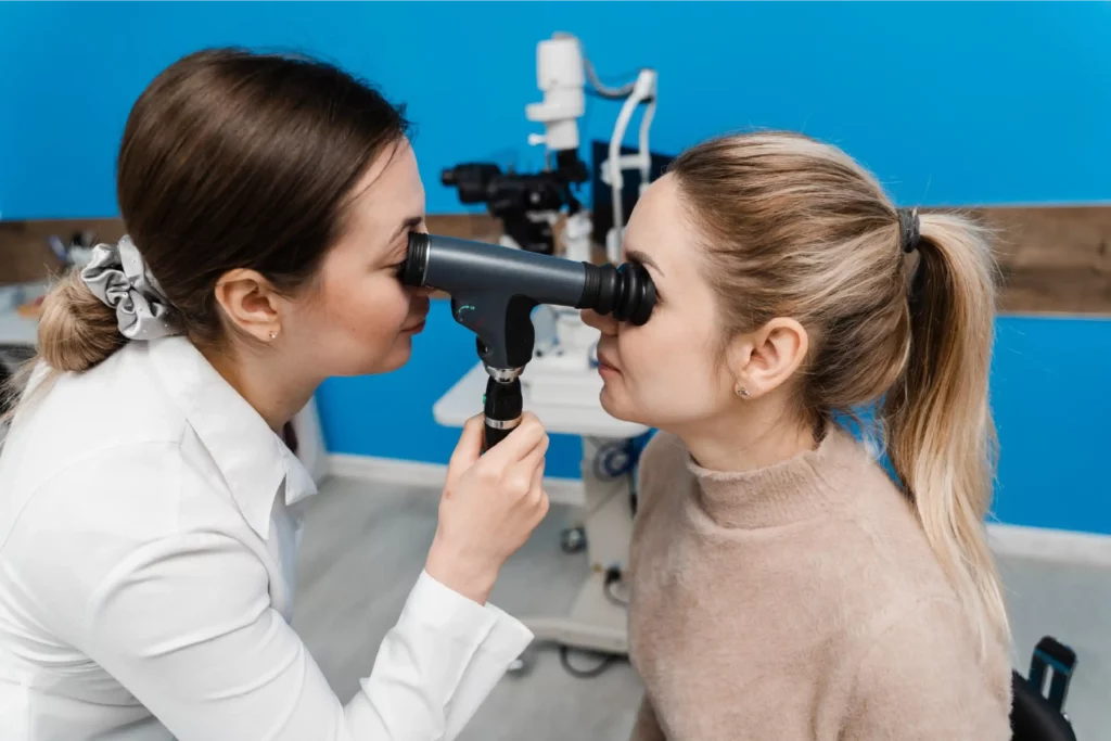 Unveiling the Power of Ophthalmoscopy Peering into the Window of Eye Health - Global Eye Hospital