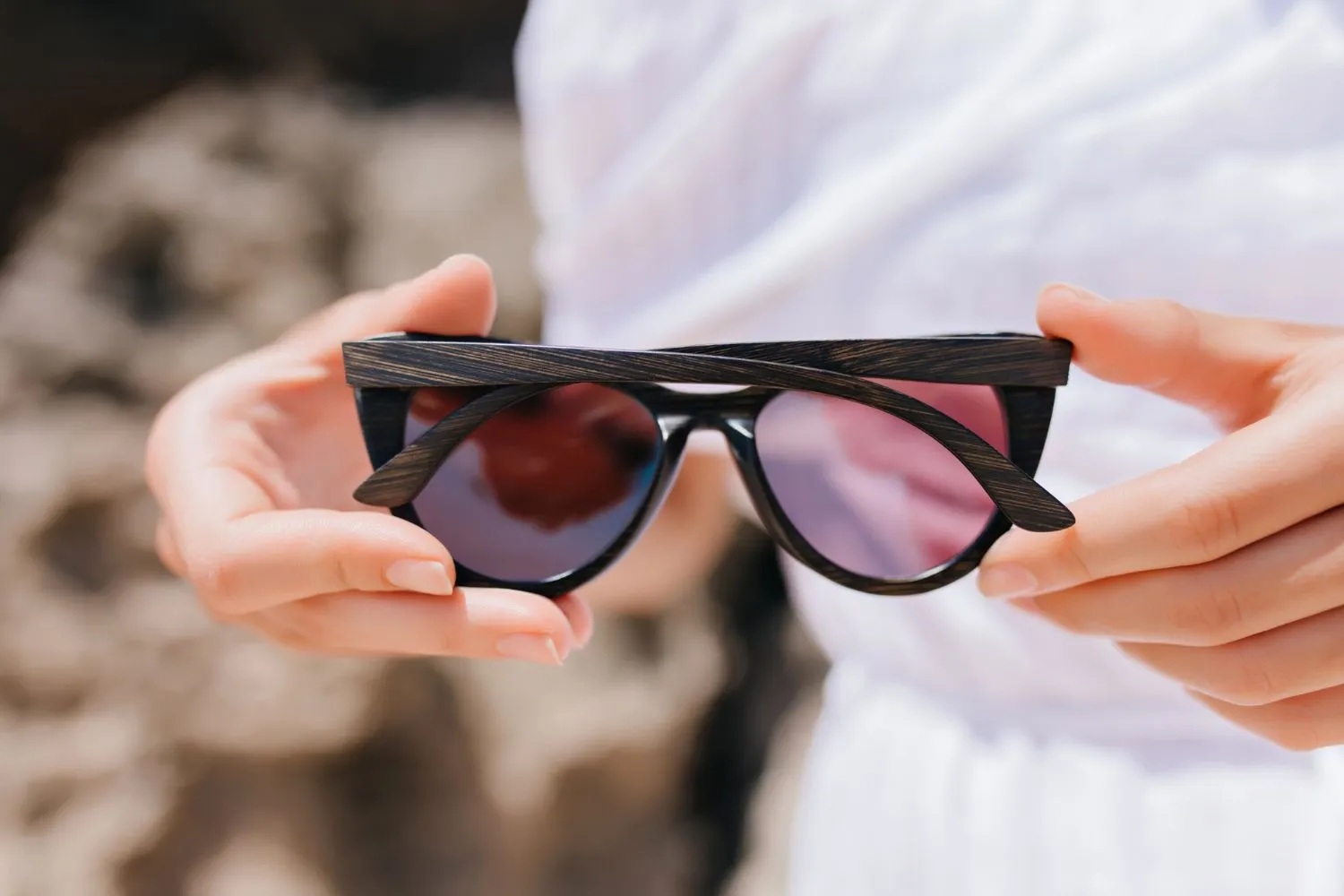 How to Choose the Right Sunglasses Beyond Fashion to Eye Protection - Global Eye Hospital