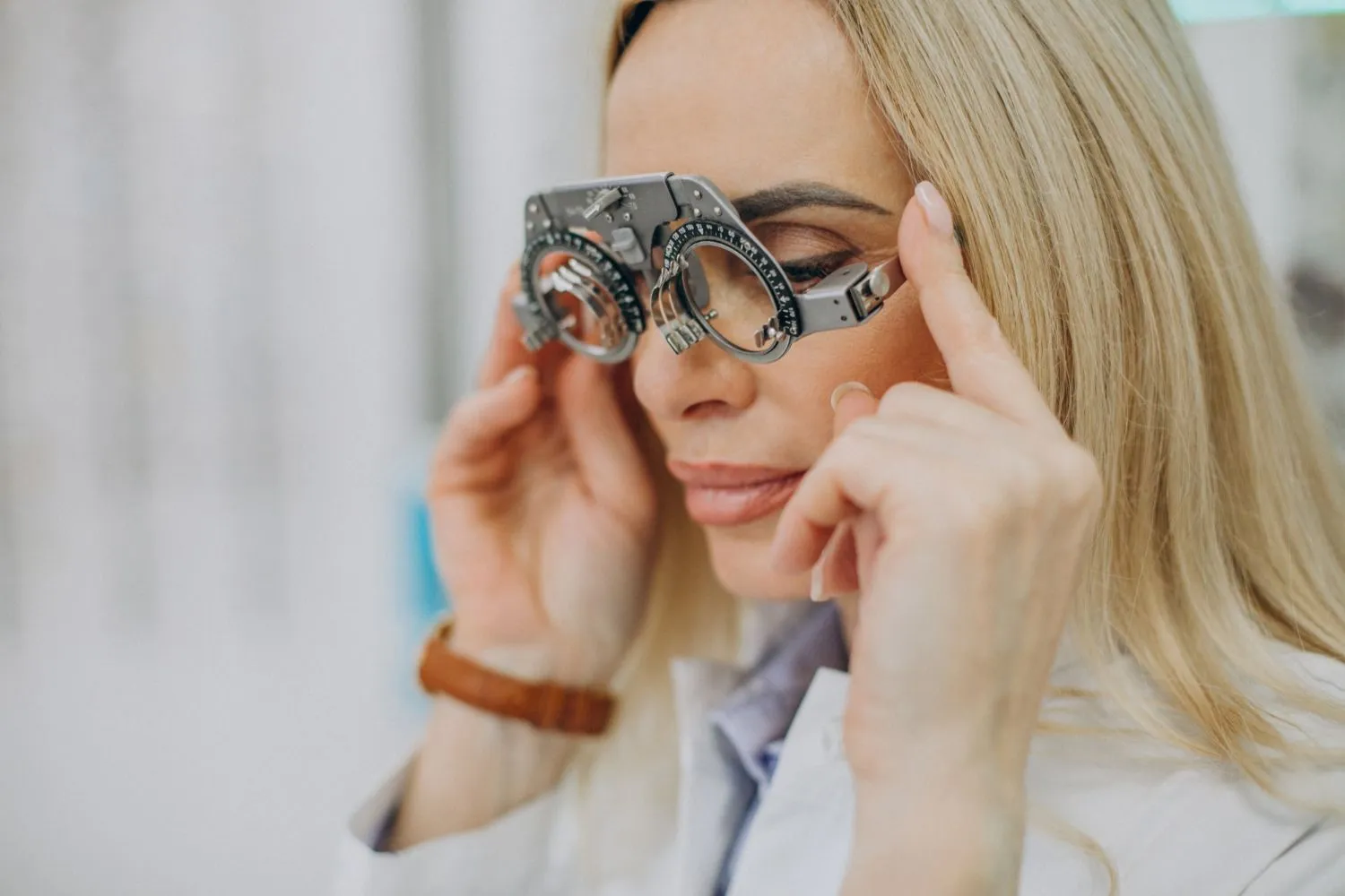 Can LASIK Help with Astigmatism? What You Need to Know - Global Eye Hospital